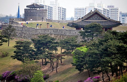 화성 돌담길