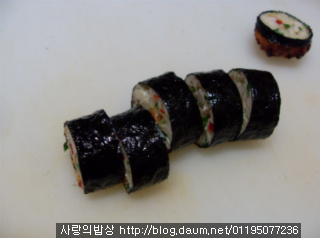 이게 뭘까요?쌓인 피로를 팍팍날려줄! 닭가슴살부추김말이>_