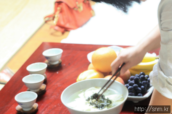 솔방울 구이 이미지
