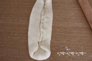 식빵도 입안에서 녹을 수 있다~! "생크림 식빵"