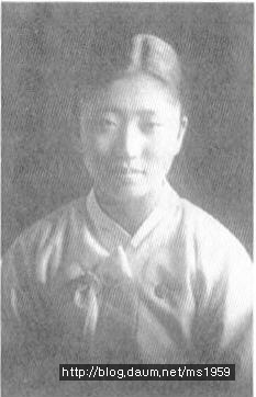 1275EA4C4E5C0E4123CBC9