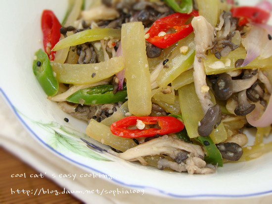 처치곤란 수박 껍질로 만드는 맛깔난 반찬4가지