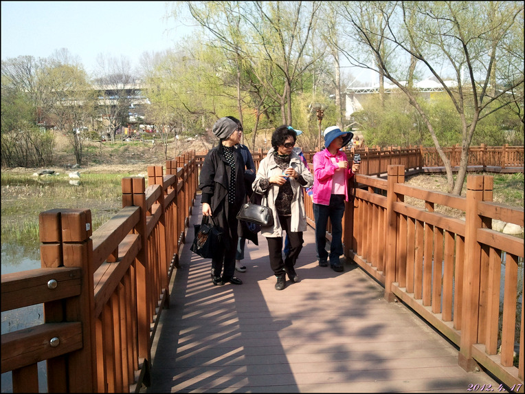 어린이 대공원 성가대 집사님들과/2012. 4. 17