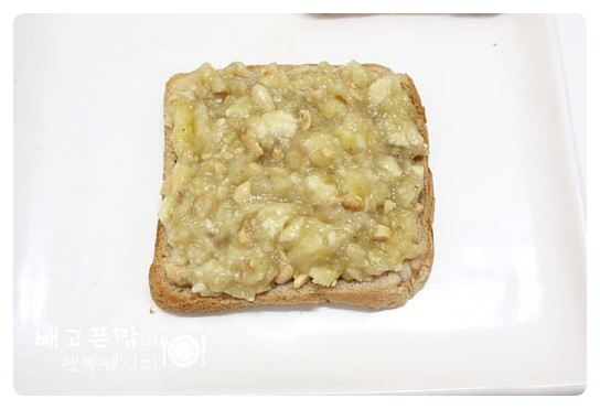바삭하고 촉촉함이 함께해요.