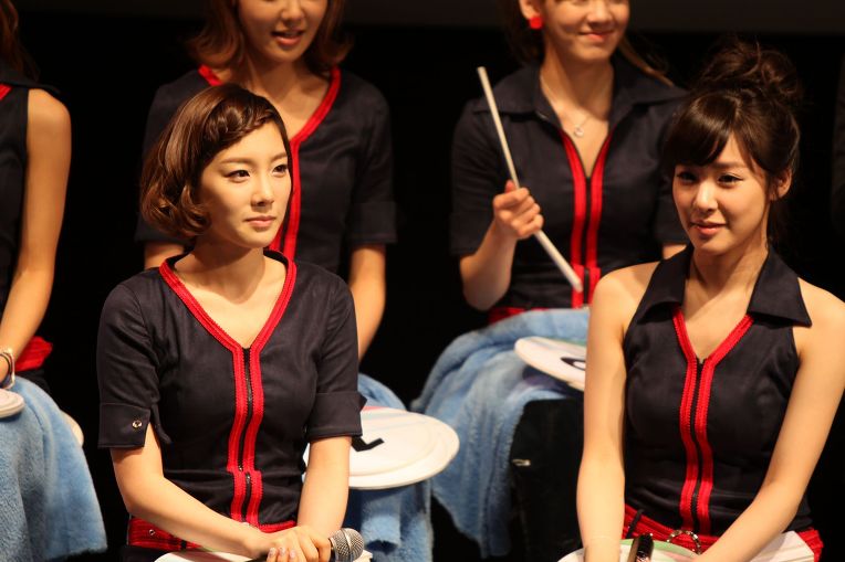 더블클릭을 하시면 이미지를 수정할 수 있습니다