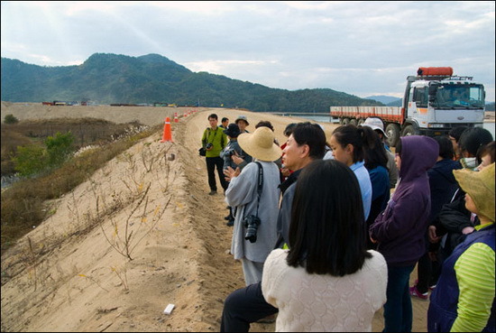 <1박2일>이 칭송했던 회룡포도 이젠 안녕? 
