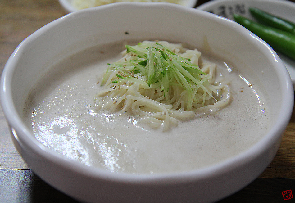 [대전맛집] 대전역맛집 : 아주 찐한 콩국물로 든든해요~"밀양국수" 대전맛집 대전동구맛집 대전역맛집