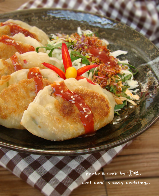 비빔만두