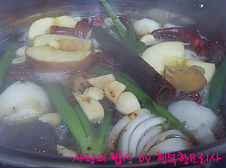 일품족발 이미지