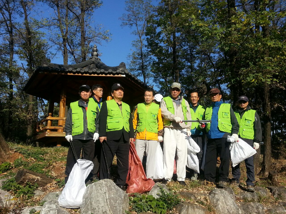 도덕산 야생화 단지 부근(정화봉사)