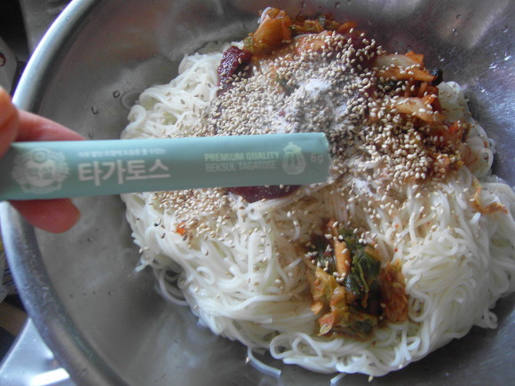 더블클릭을 하시면 이미지를 수정할 수 있습니다