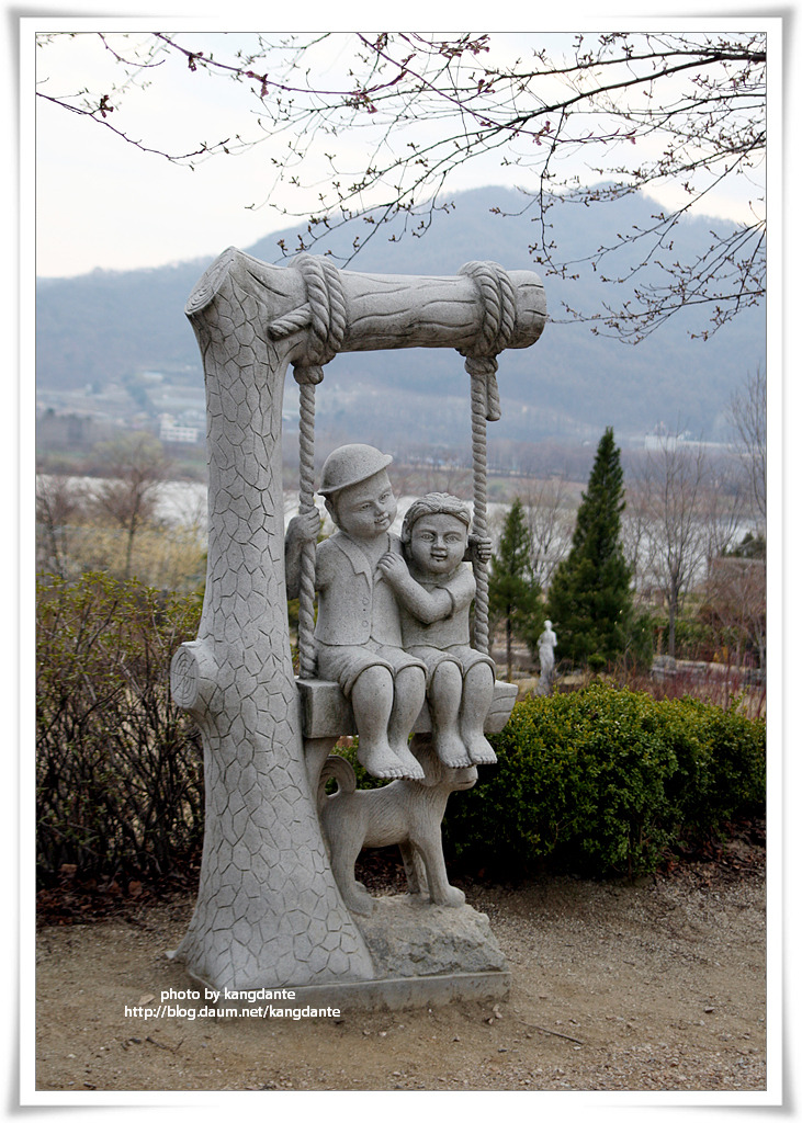 들꽃수목원의 재미있는 조형물
