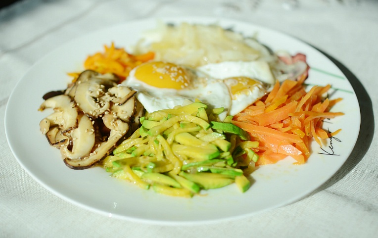 비빔밥과 해물된장