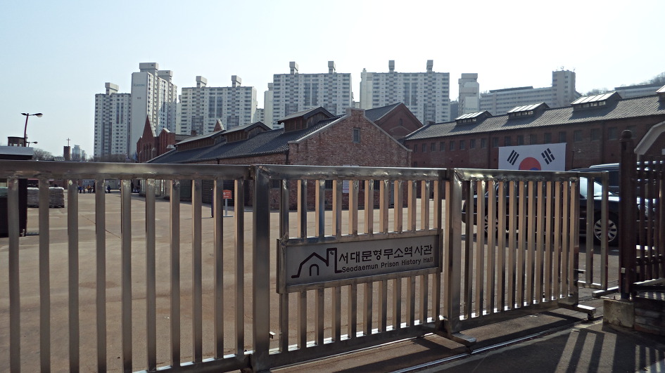 더블클릭을 하시면 이미지를 수정할 수 있습니다