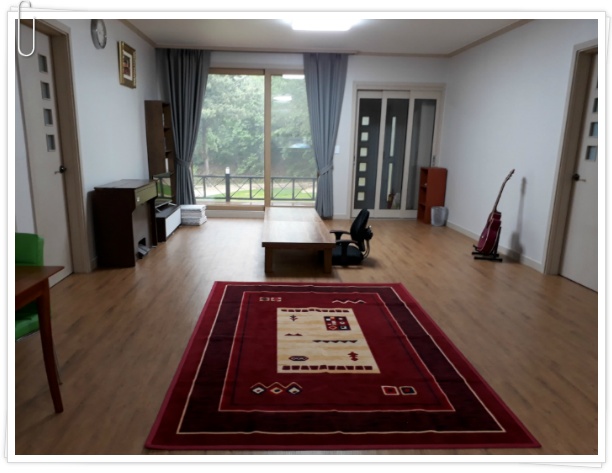 (여주게스트하우스 산새랑) 공동시설(거실)